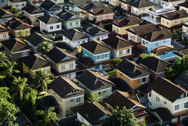 How First-Time Buyers in Greenwood, SC Can Save Thousands Using Greenwood Realty’s Local Market Insight and Buyer Representation