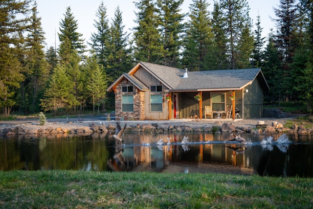 Living on the Lake: A Homebuyer’s Guide to Greenwood, SC’s Lake Greenwood Real Estate